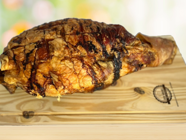 Pernil Jamón 20 – 25 personas + 80 panes + 6 salsas